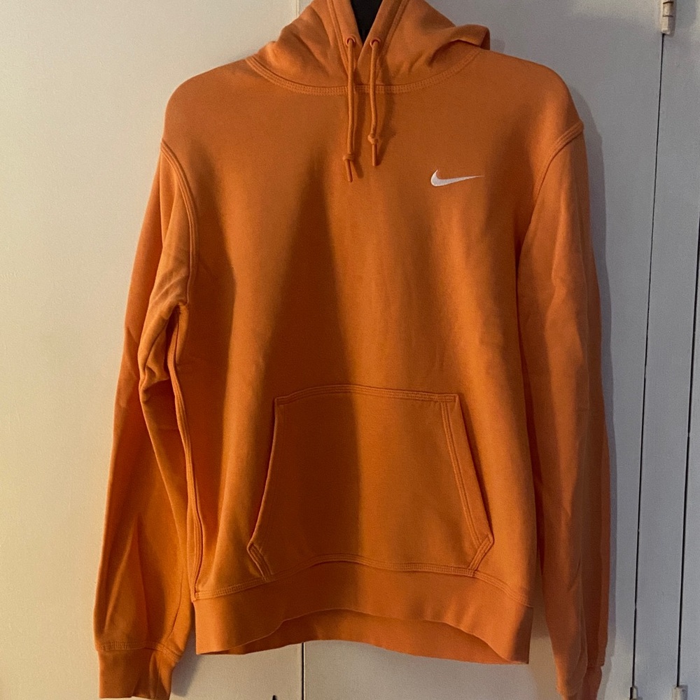 Nike Men's Hoodie in Vibrant Orange